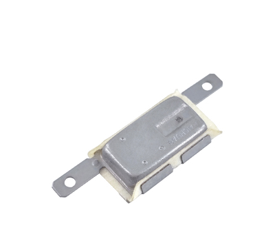 調(diào)節(jié)器發(fā)動機保護器
